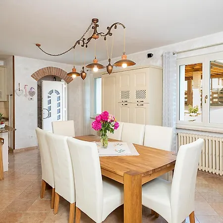 Rustico Petra - Regarda Travel