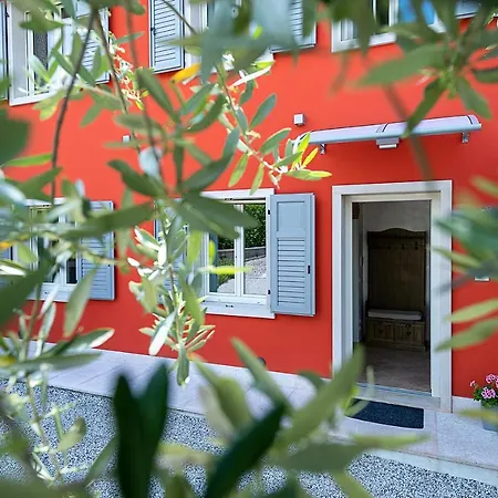 Rustico Petra - Regarda Travel