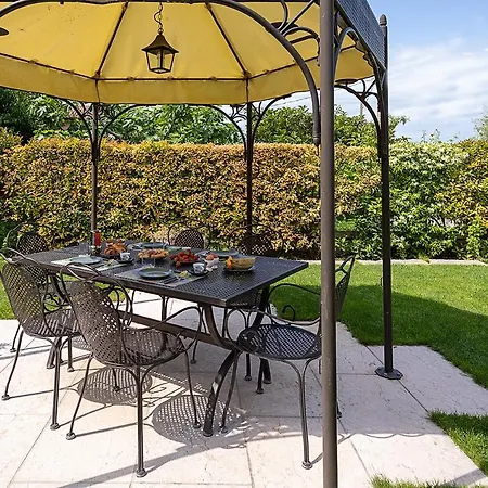 Rustico Petra - Regarda Travel