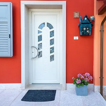 Casa vacanze Rustico Petra - Regarda Travel Bardolino