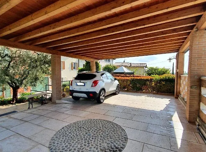 Holiday home Rustico Petra - Regarda Travel *